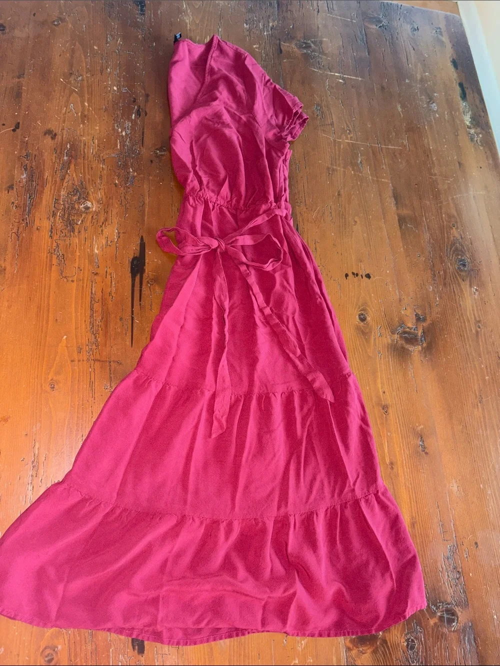Red/Plum V-Neck Short Sleeve Midi Dress with Waist Tie - Picture 5 of 5